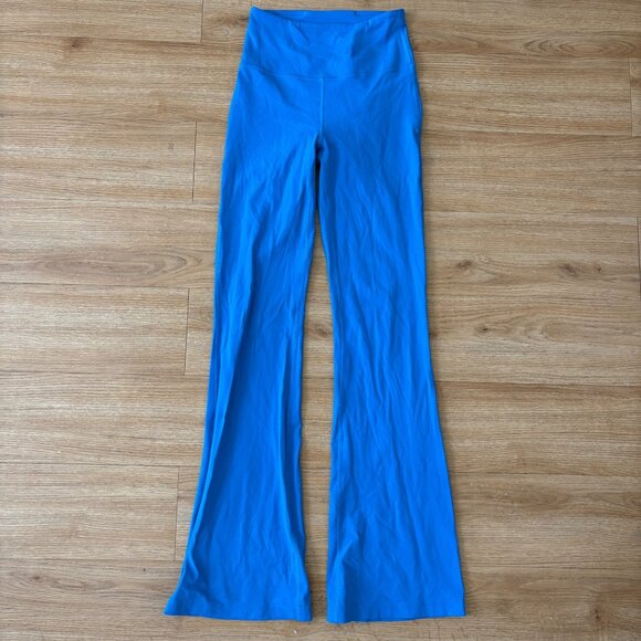 Lululemon Athletic Groove Super HR Flared Pants Nulu Poolside Women’s Sz 4 - Picture 1 of 9